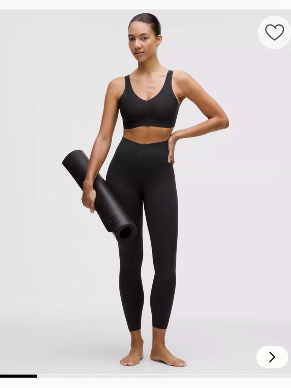 Lululemon Glow Up Super-High-Rise Tight 28” size 4
Snake Emboss Black